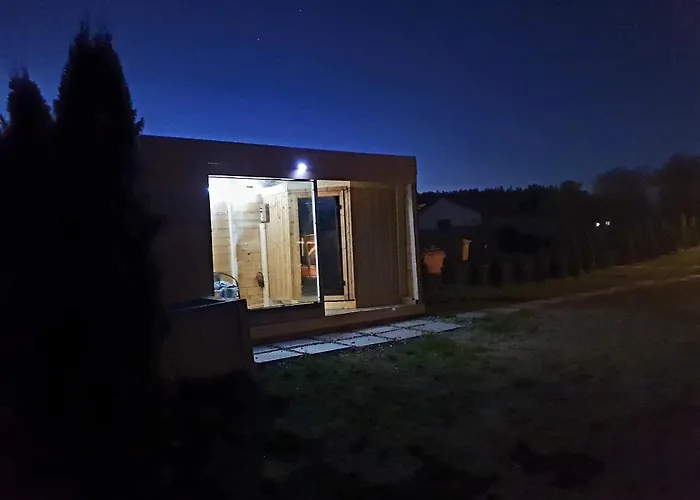 Domek Z Prywatnym Duzym Jacuzzi I Sauna Przystan Pod Niebem