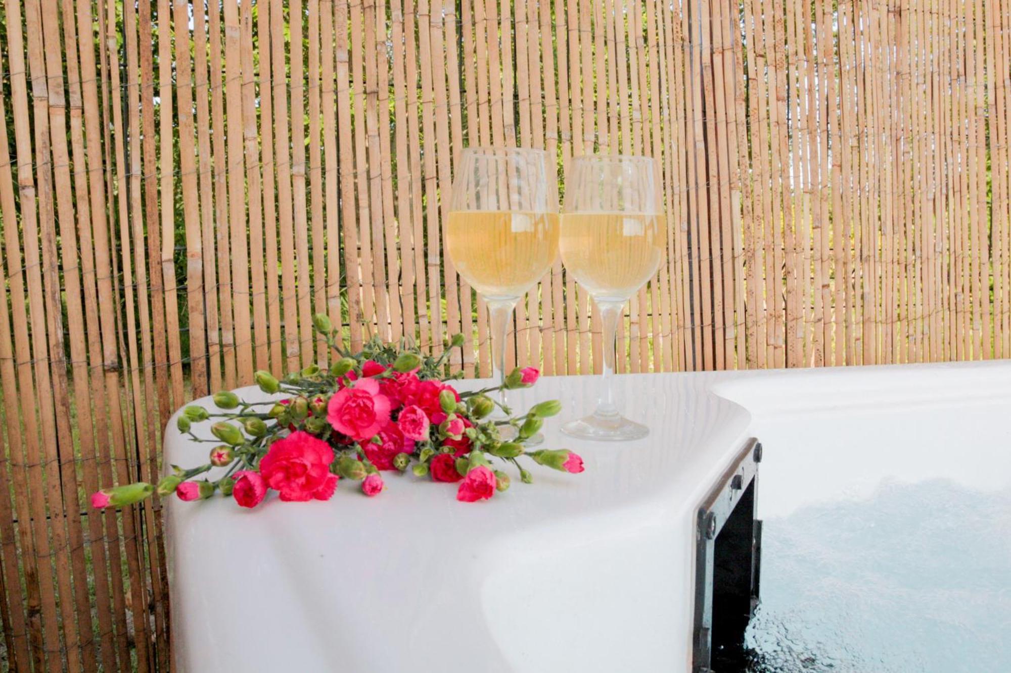 Z Prywatnym Duzym Jacuzzi I Sauna Przystan Pod Niebem *